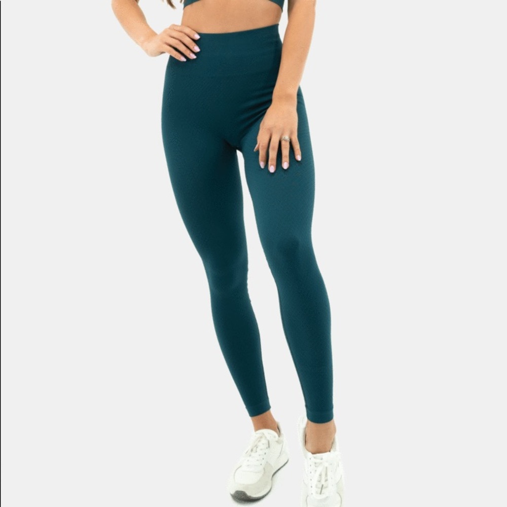 Balance Athletica Topaz Quartz leggings